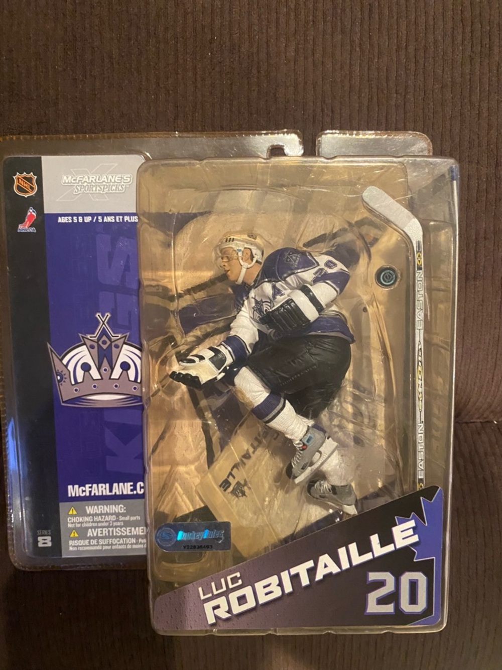 NHL - McFarlane LA Los Angels Kings Luc Robitaille #20 Hockey Figure